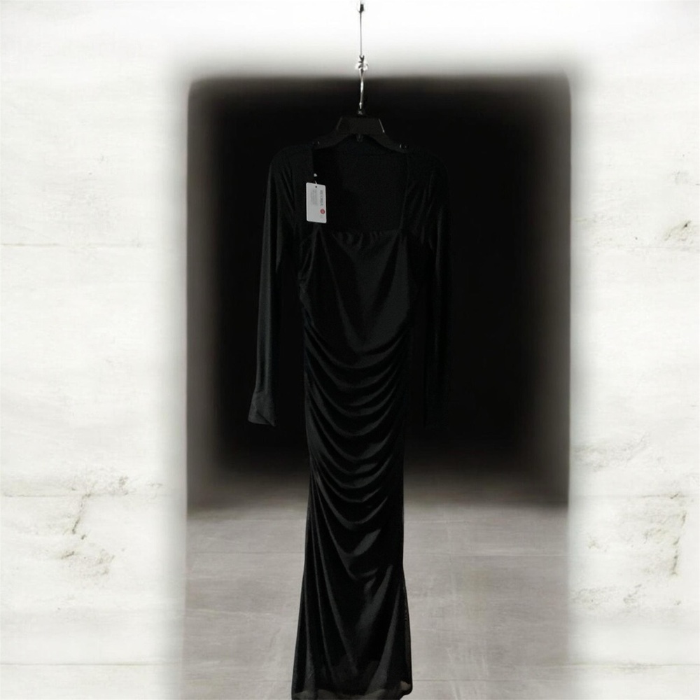 ReoRia Black Long-Sleeve Square-Neck Bodycon Gown - Picture 9 of 10